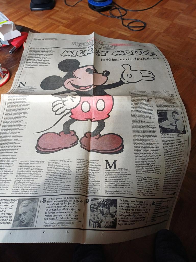 Artikel over 50 jaar Mickey Mouse 1978, Ophalen of Verzenden, Mickey Mouse, Overige typen
