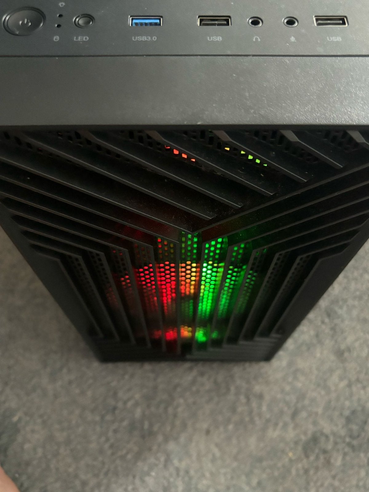 Gaming PC - RTX 3050, i7-11700F, 32GB RAM 578GB SSD en 550W., Computers en Software, 2 tot 3 Ghz, 32 GB, Ophalen of Verzenden