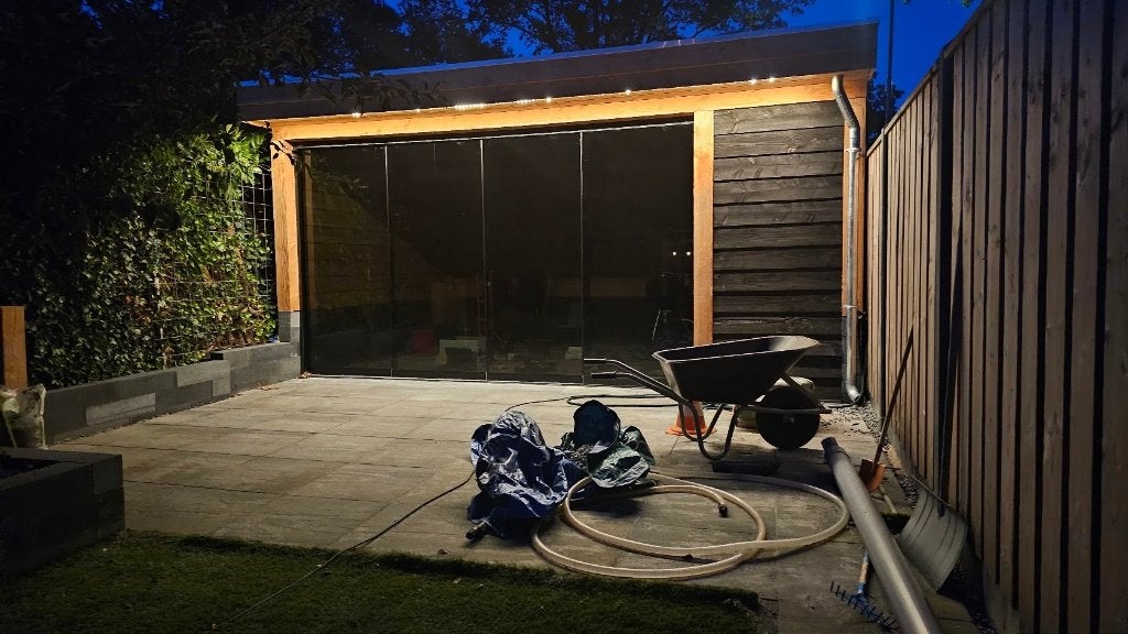 Overkapping / tuinkamer, Ophalen, Tuinhuis, 250 tot 500 cm, Zo goed als nieuw