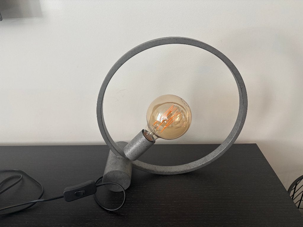 Moderne/industriële tafellamp in zilverkleur - open bol, Ophalen, Overige merken, 32 cm, E27 (groot)