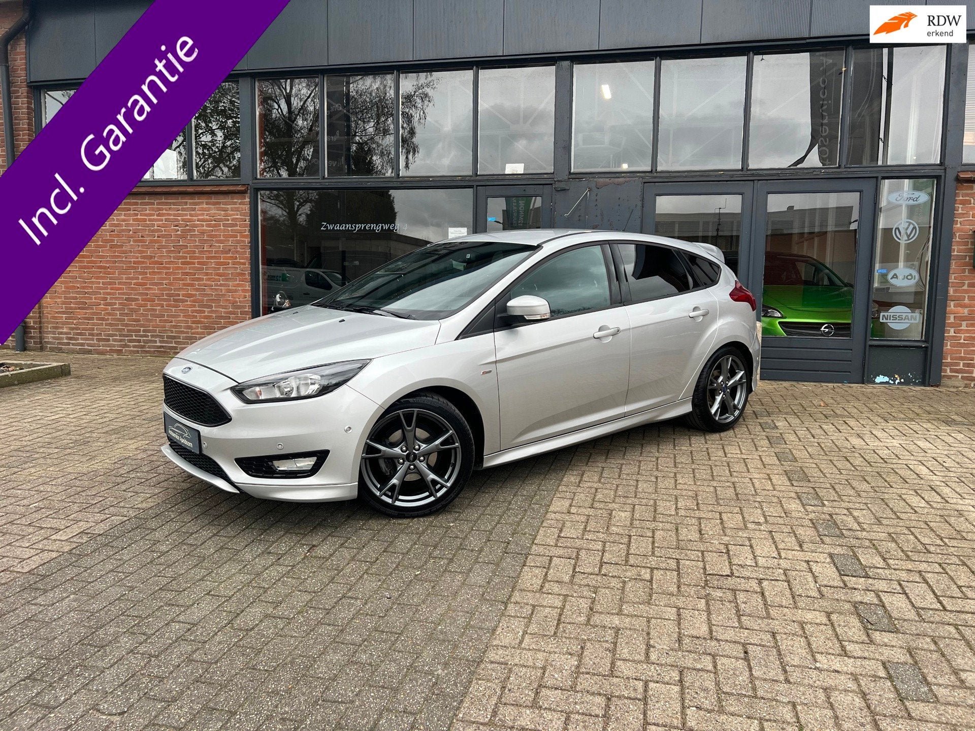 Ford Focus 1.0 ST-Line, Sync 3, Cruise control Dealer OH, Gebruikt, Automatische klimaatregeling, Origineel Nederlands, 3 cilinders