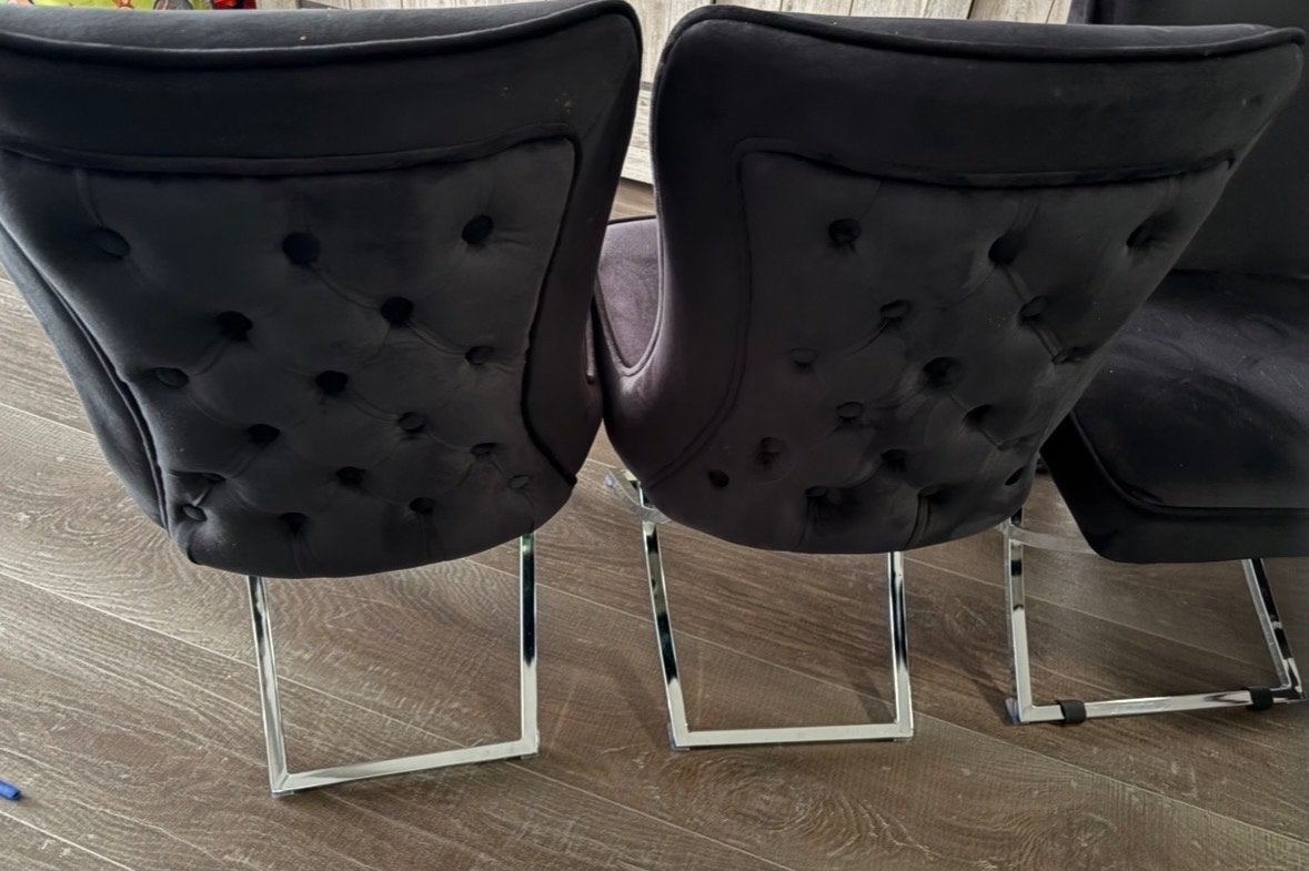 4 zwarte velvet stoelen rixos Erik Kuster stijl, Zwart, Ophalen of Verzenden, Zo goed als nieuw, Vier