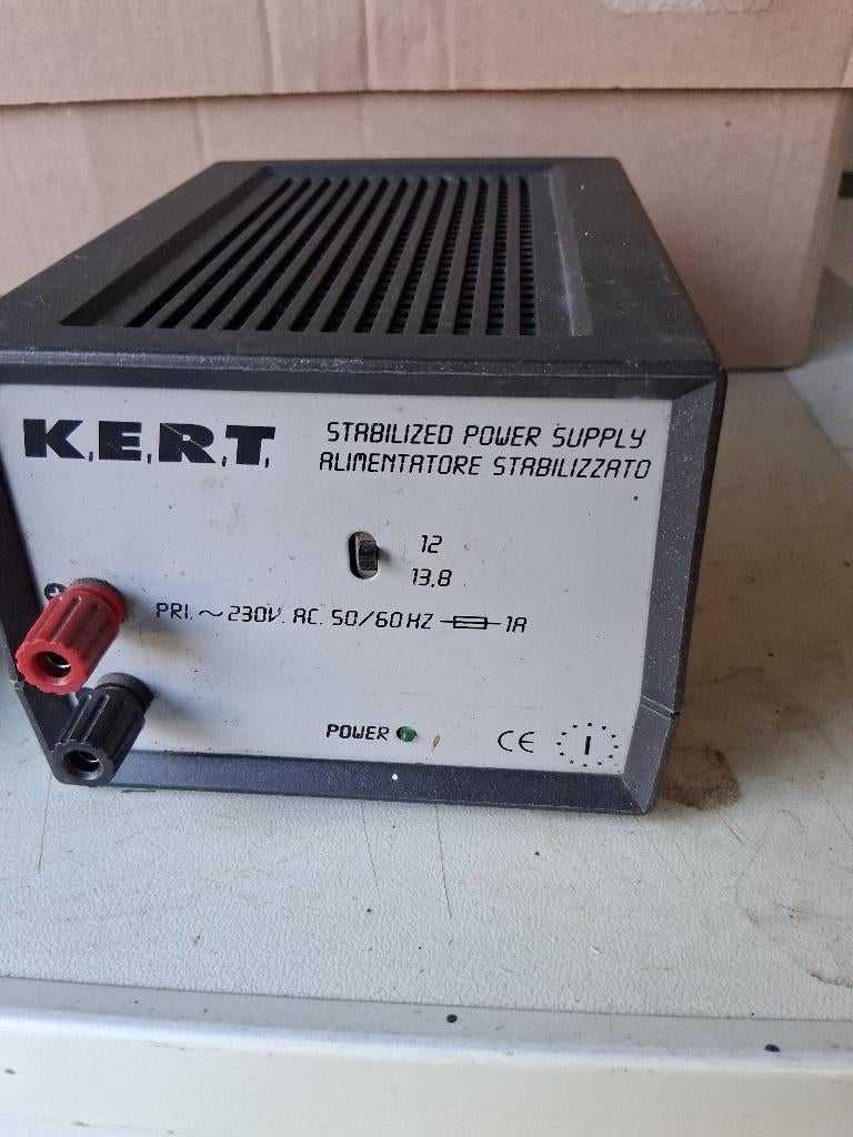 netvoeding 12 volt, Ophalen of Verzenden, Gebruikt, Elektriciteit