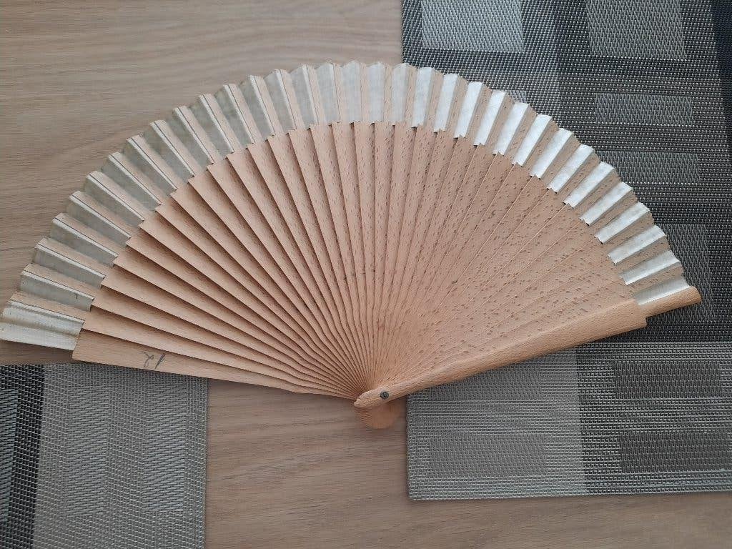 Vintage spaanse waaier, Ophalen of Verzenden