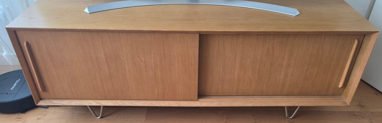Furnufied Oscar Eiken TV-kast 150cm met gouden V-poten, Ophalen, Gebruikt, 100 tot 150 cm, Modern, Scandinavisch