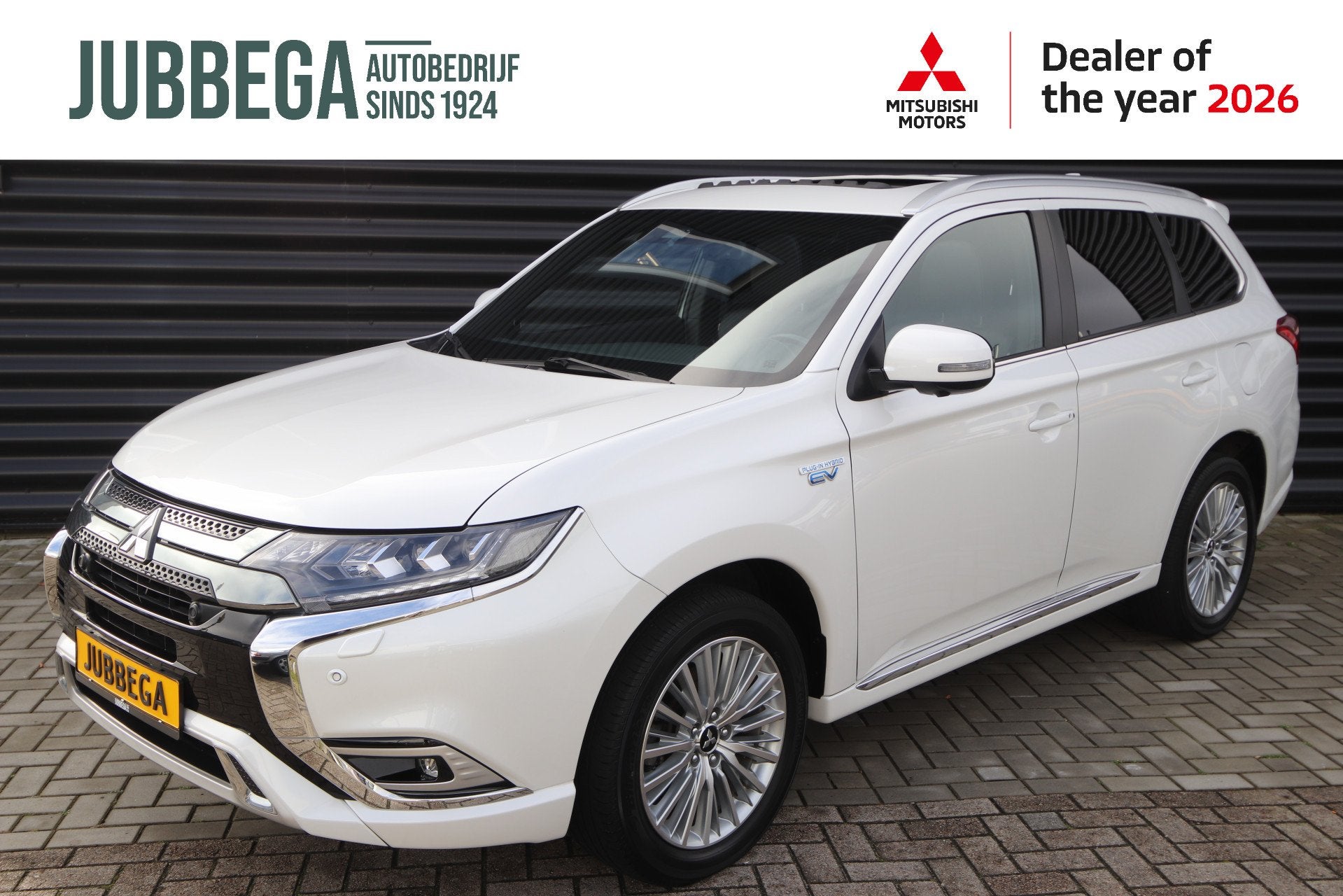 Mitsubishi Outlander 2.4 PHEV Instyle Opendak, 1e eigenaar D, Automaat, 12 maanden, 135 pk, Zwart