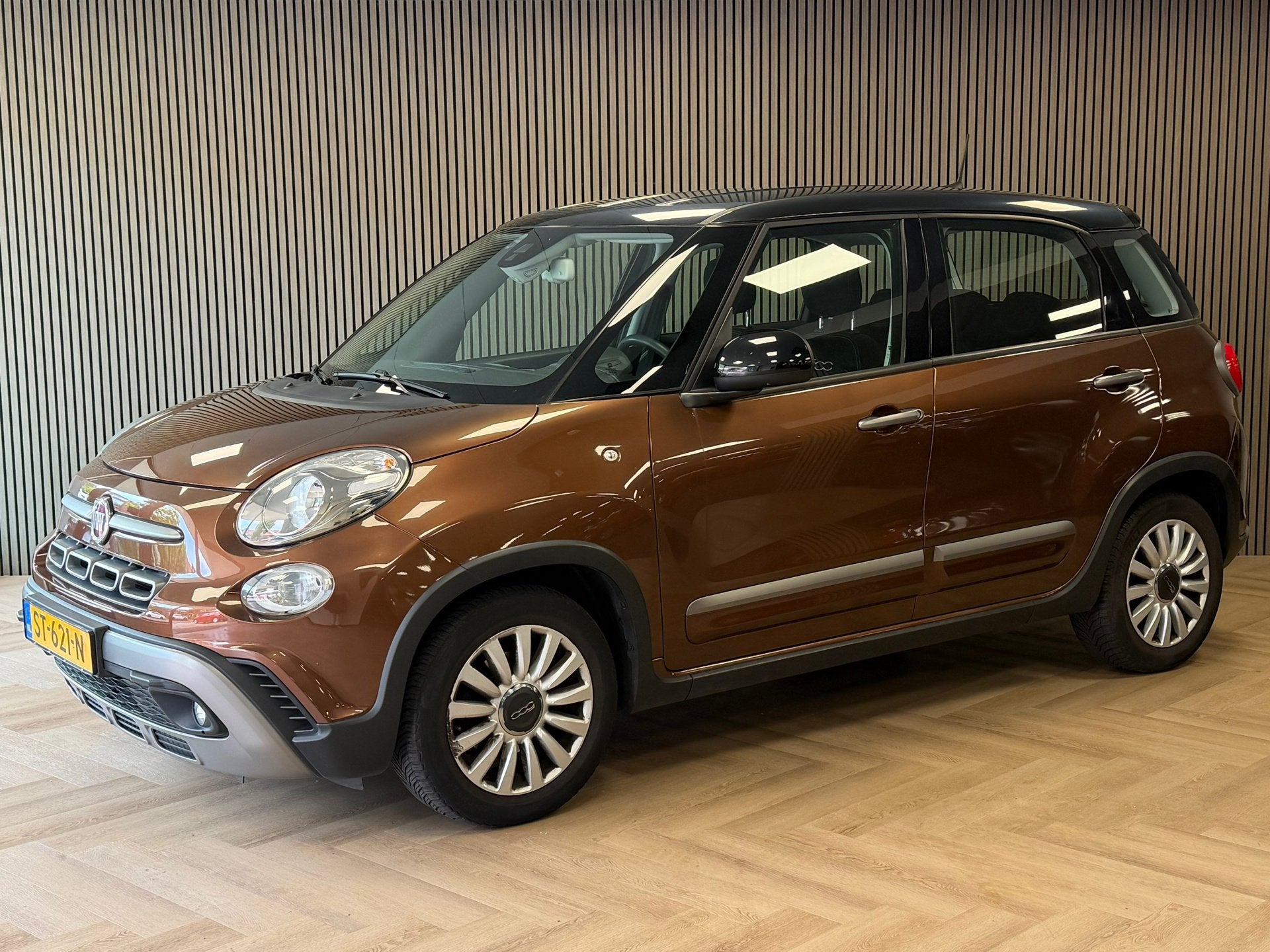 Fiat 500 L 0.9 TwinAir Cross CAMERA PDC NAVI CRUISE CONTROL, Gebruikt, Euro 6, Bedrijf, Handgeschakeld