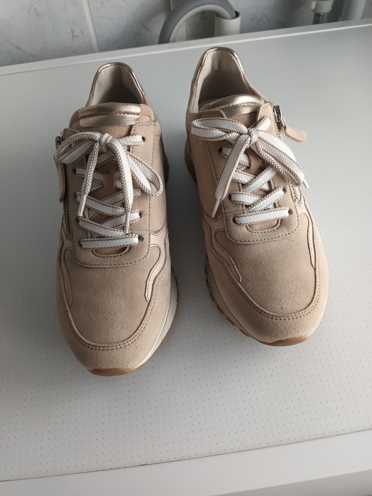 sneakers, Beige, Gabor, Nieuw, Ophalen of Verzenden