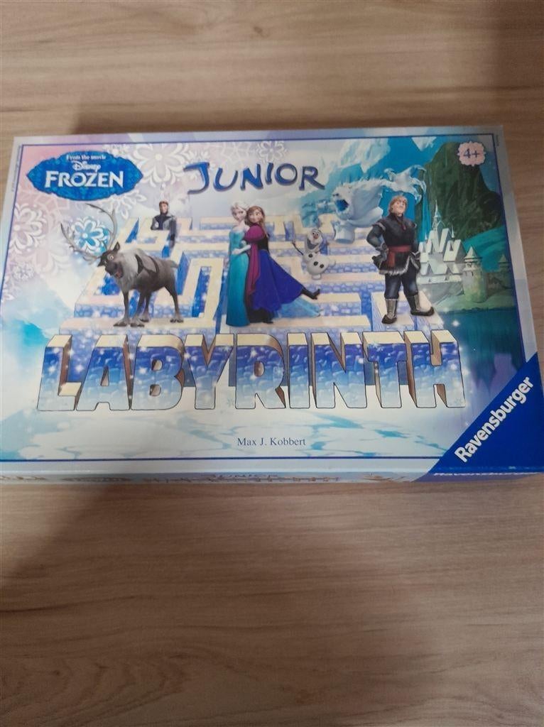 Disney Frozen - doolhof - s4456, Hobby en Vrije tijd, Gezelschapsspellen | Bordspellen, Verzenden, Zo goed als nieuw