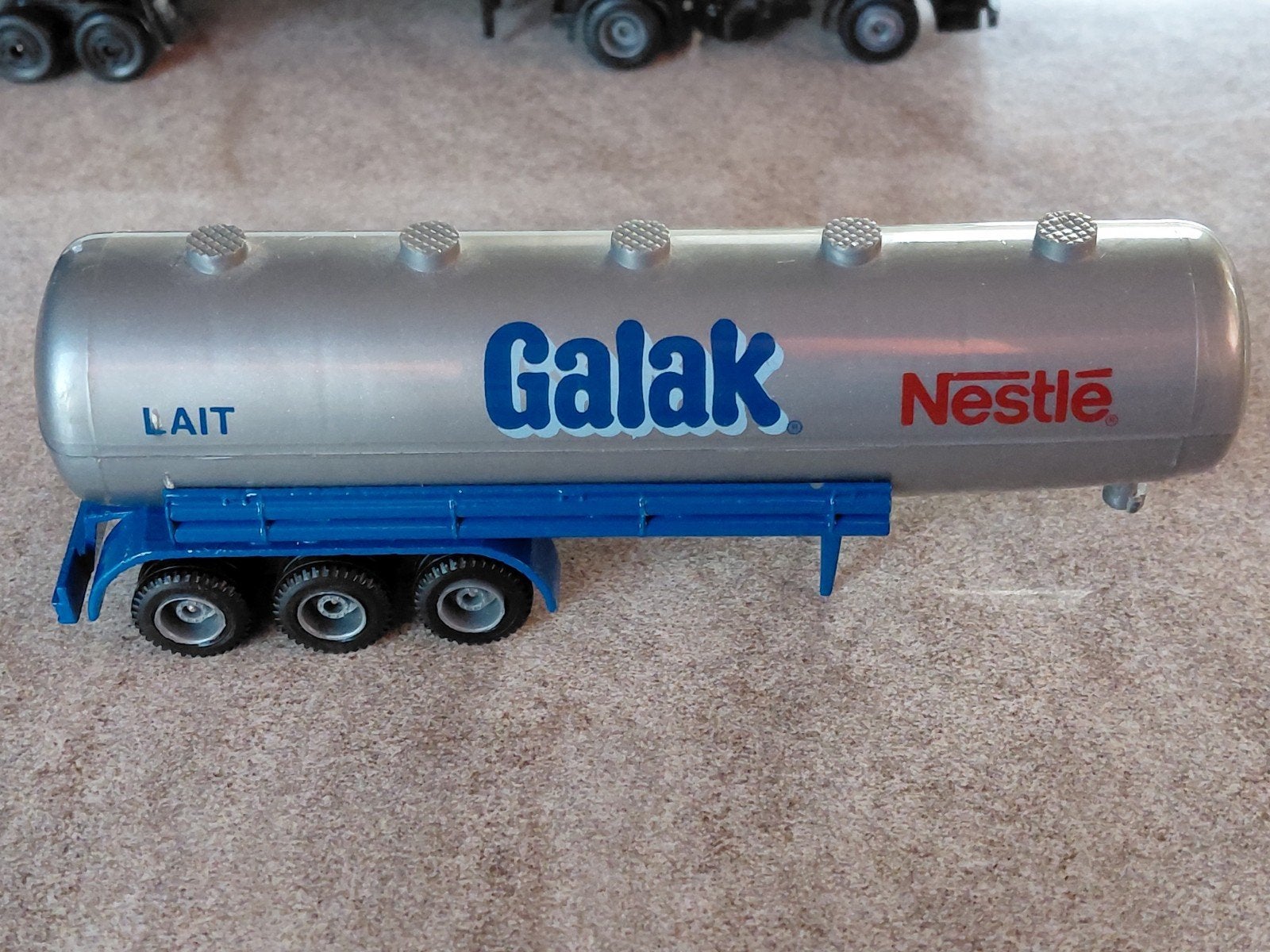 EFSI Efsi oplegger Nestlé Galak modelauto miniatuurauto, Ophalen of Verzenden, Zo goed als nieuw, Bus of Vrachtwagen, Efsi