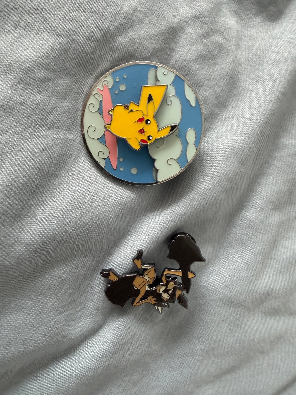Pokemon pins, Hobby en Vrije tijd, Verzamelkaartspellen | Pokémon, Ophalen of Verzenden, Zo goed als nieuw