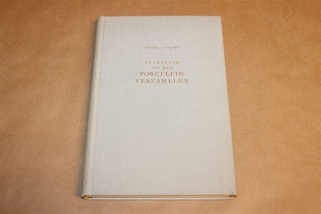 Chinees Porcelein Verzamelen — Vintage Boek met Platen 1953, Boeken, Ophalen of Verzenden, Gelezen