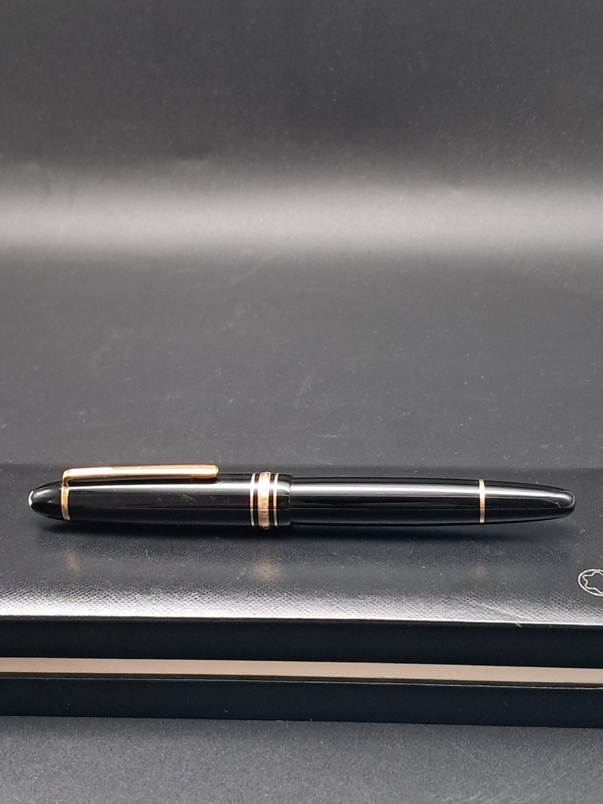 Montblanc Meisterstück LeGrand Gold Plated Rollerbal, Gebruikt, Met doosje, Ophalen of Verzenden, Vulpen