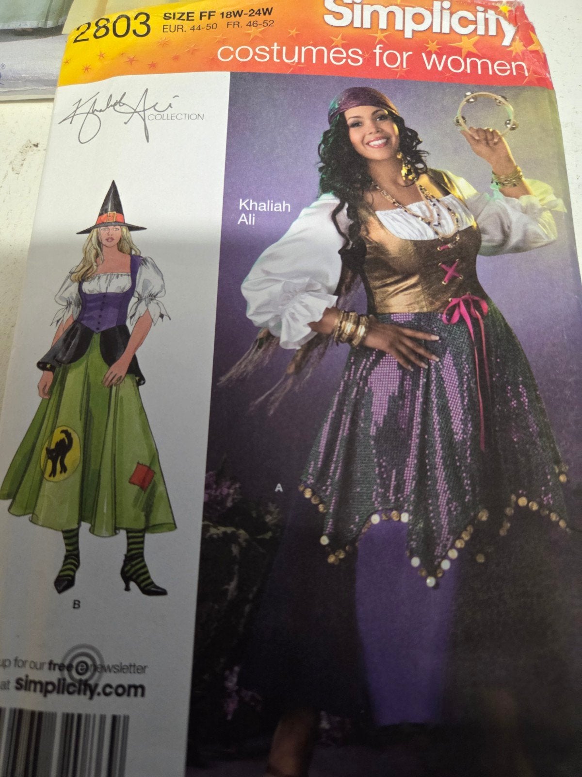 zolderopruiming Costumes for women simplicity 2803, Hobby en Vrije tijd, Overige merken, Overige typen, Vrouw, Ophalen of Verzenden