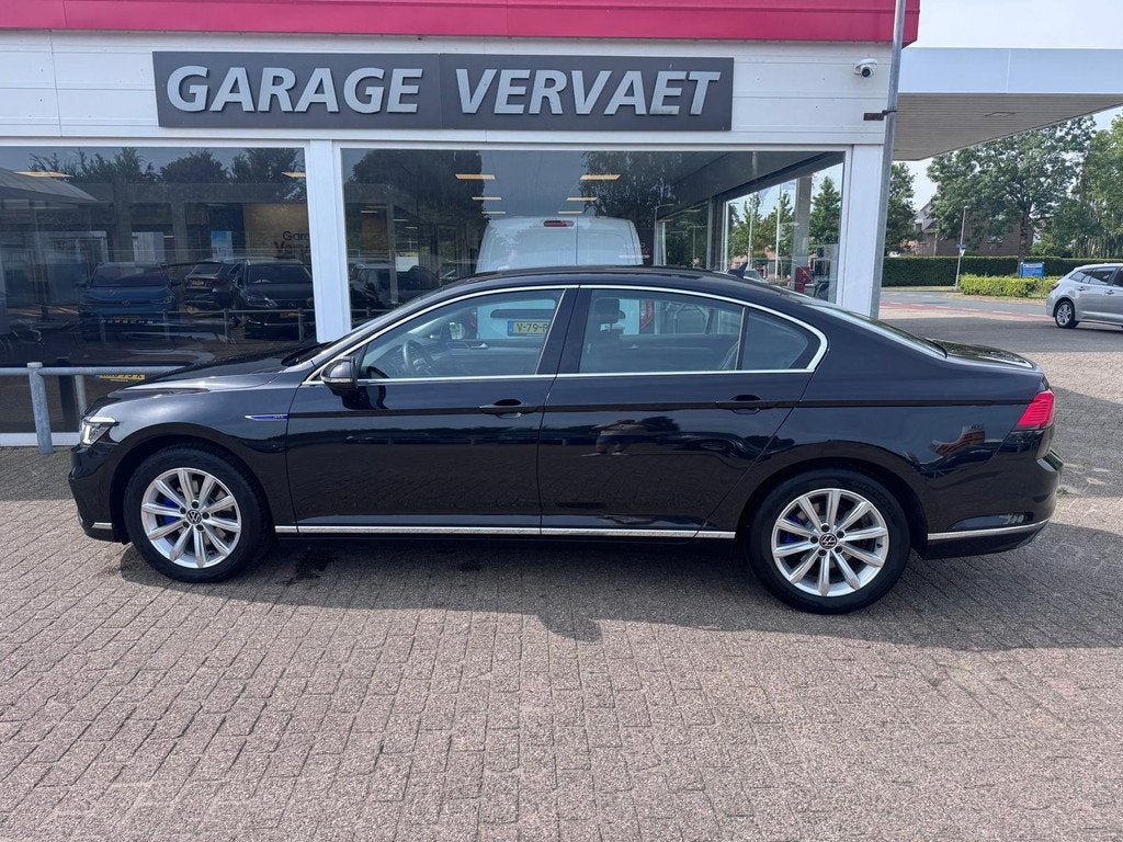 Volkswagen Passat 1.4 TSI PHEV GTE Business (bj 2021), Auto's, Volkswagen, Stof, Gebruikt, Zwart, 4 cilinders
