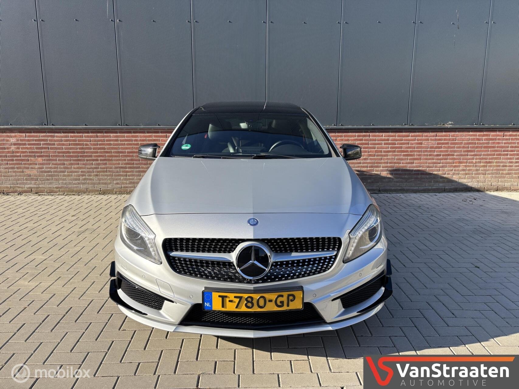 Mercedes A-klasse 250 Sport Ambition | Carplay | Automaat, Auto's, 730 kg, Gebruikt, 4 cilinders, 1365 kg