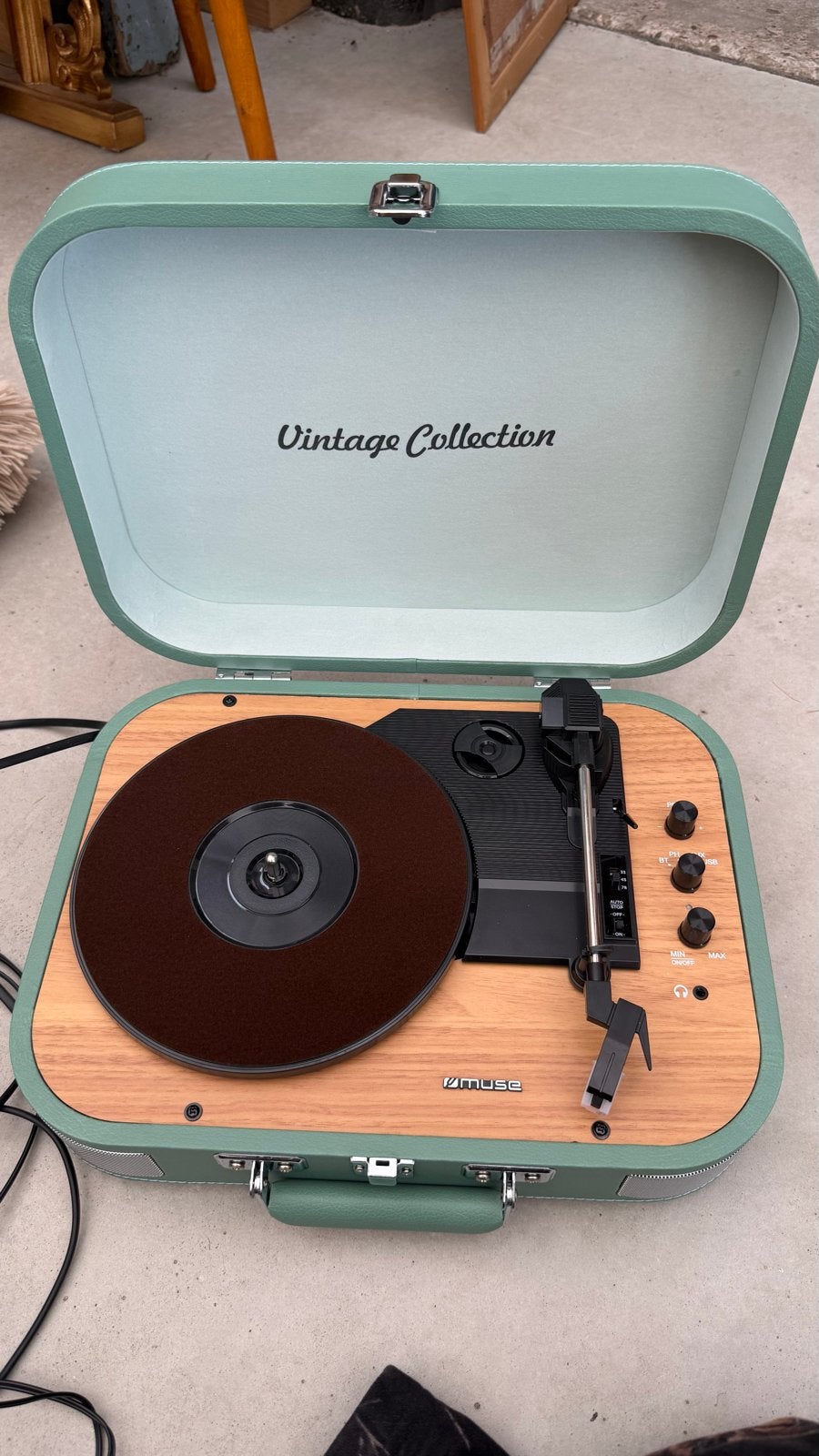 Muse “Vintage Collection” kofferplatenspeler, Ophalen, Zo goed als nieuw, Platenspeler, Overige merken