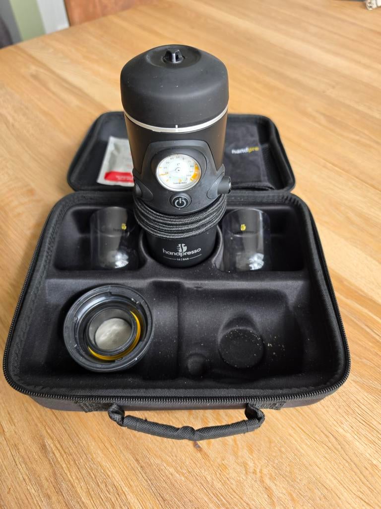 Handpresso 12V E.S.E. pads & gemalen koffie met filter, Witgoed en Apparatuur, Koffiezetapparaten, Ophalen, Gebruikt, Espresso apparaat
