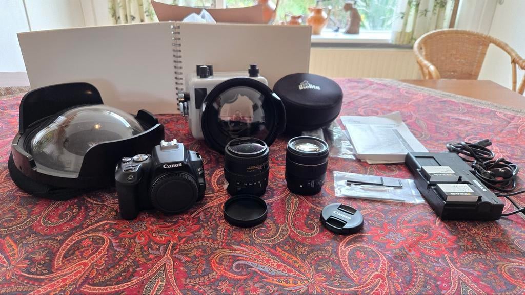 Onderwatercamera set – Canon EOS 250D + Ikelite behuizing, Ophalen of Verzenden, Zo goed als nieuw, Meer dan 40 meter, Onderwaterhuis