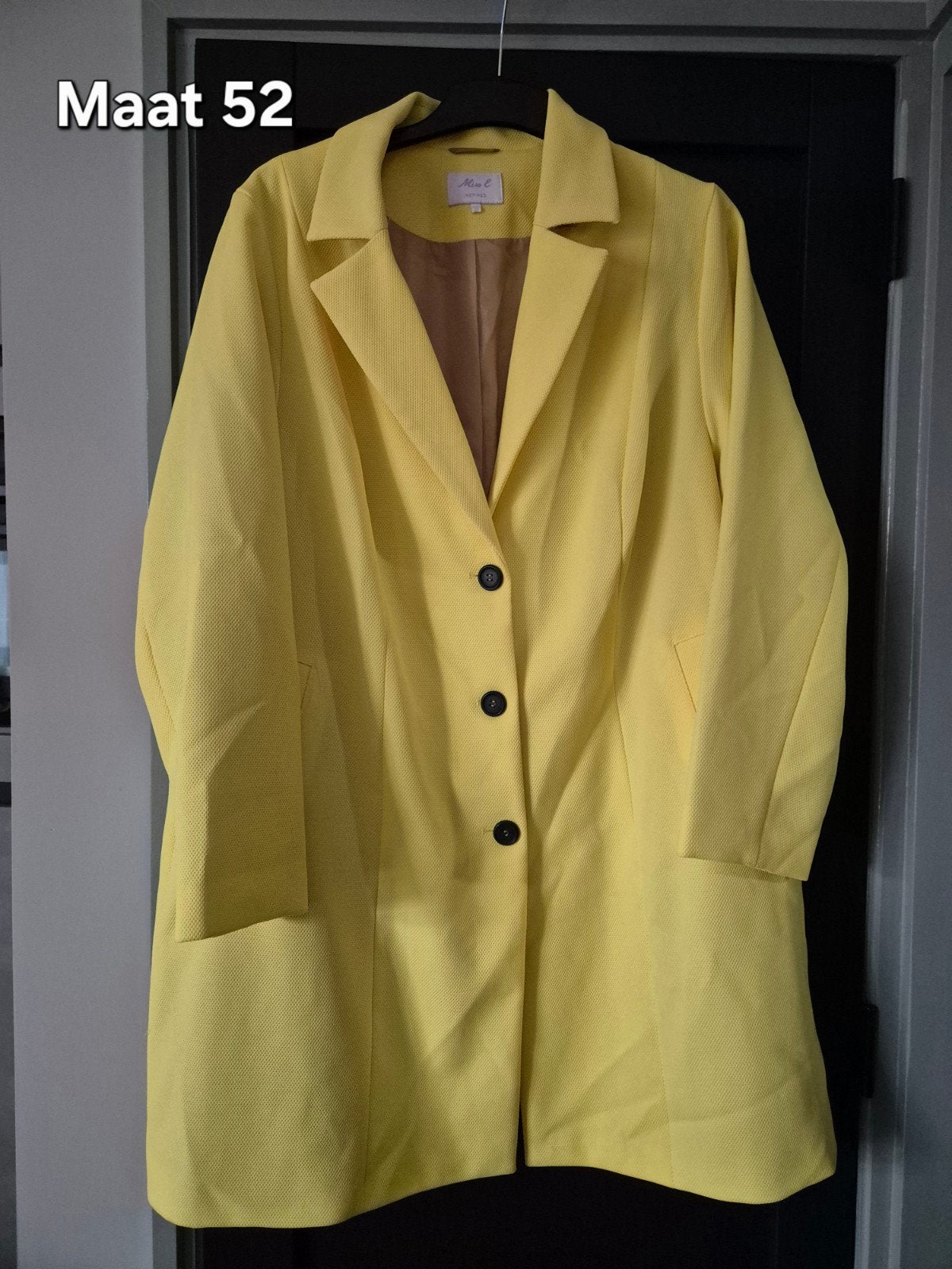 Zomerjas geel, z.g.a.n. maat 52 met steekzakken, Kleding | Dames, Grote Maten, Ophalen of Verzenden, Zo goed als nieuw, Geel