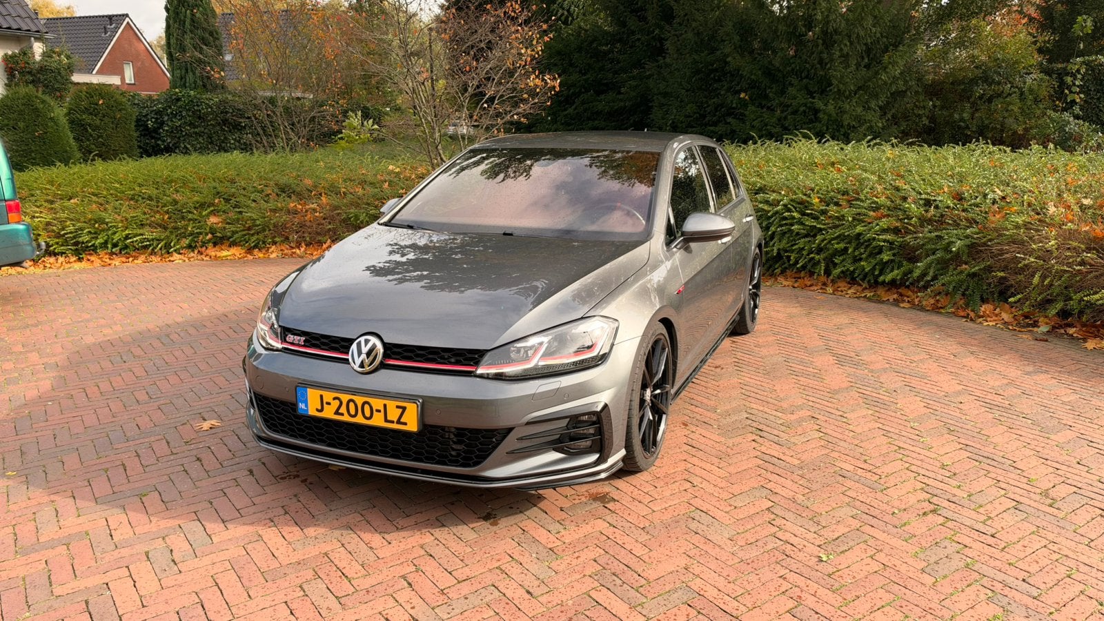 Golf 7.5 GTI Performance, 1345 kg, 4 cilinders, 1984 cc, 245 pk