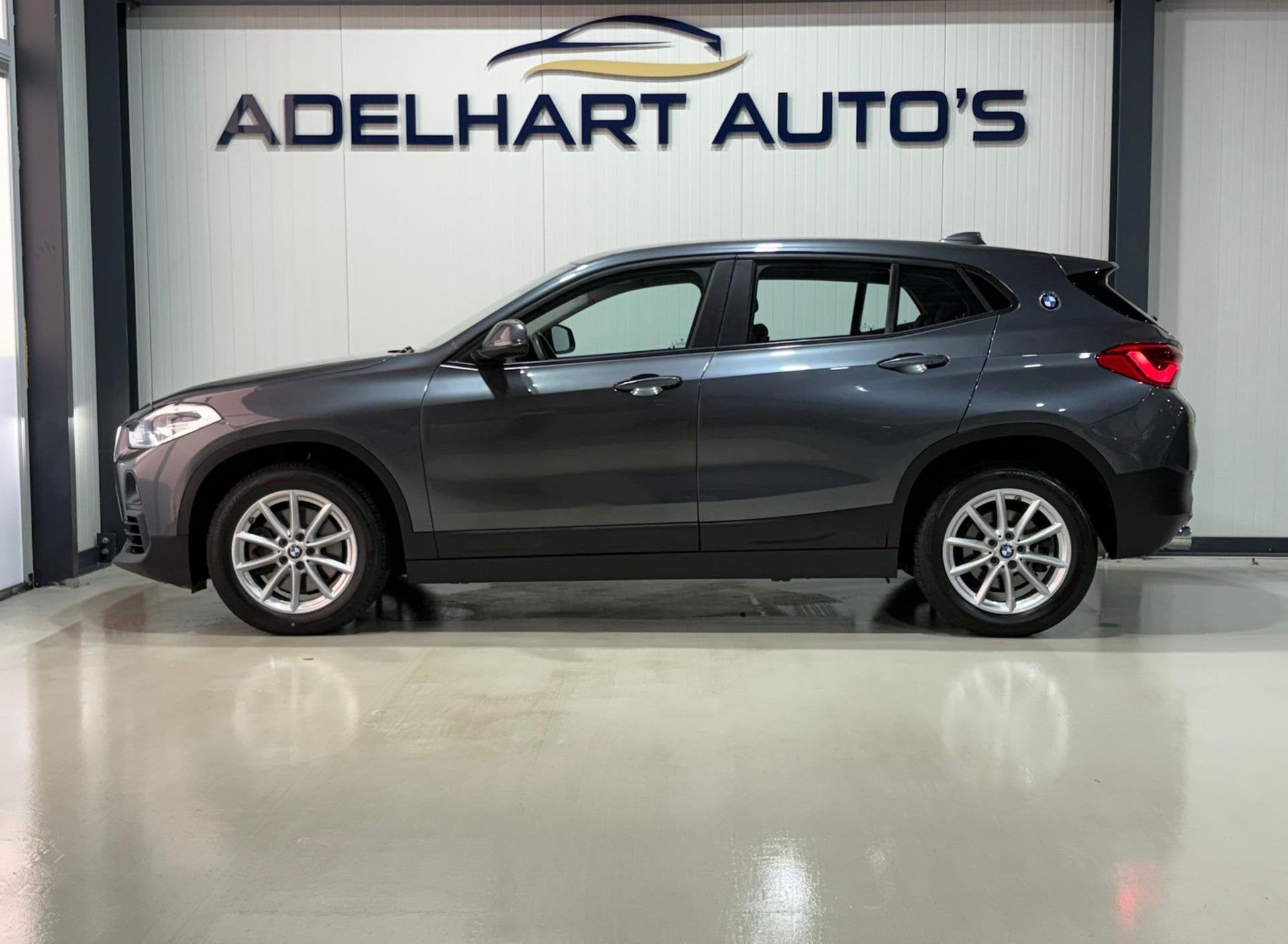 BMW X2 SDrive20i Executive Automaat 192 PK / Navigatie full, Auto's, 1998 cc, Gebruikt, 1435 kg, Origineel Nederlands