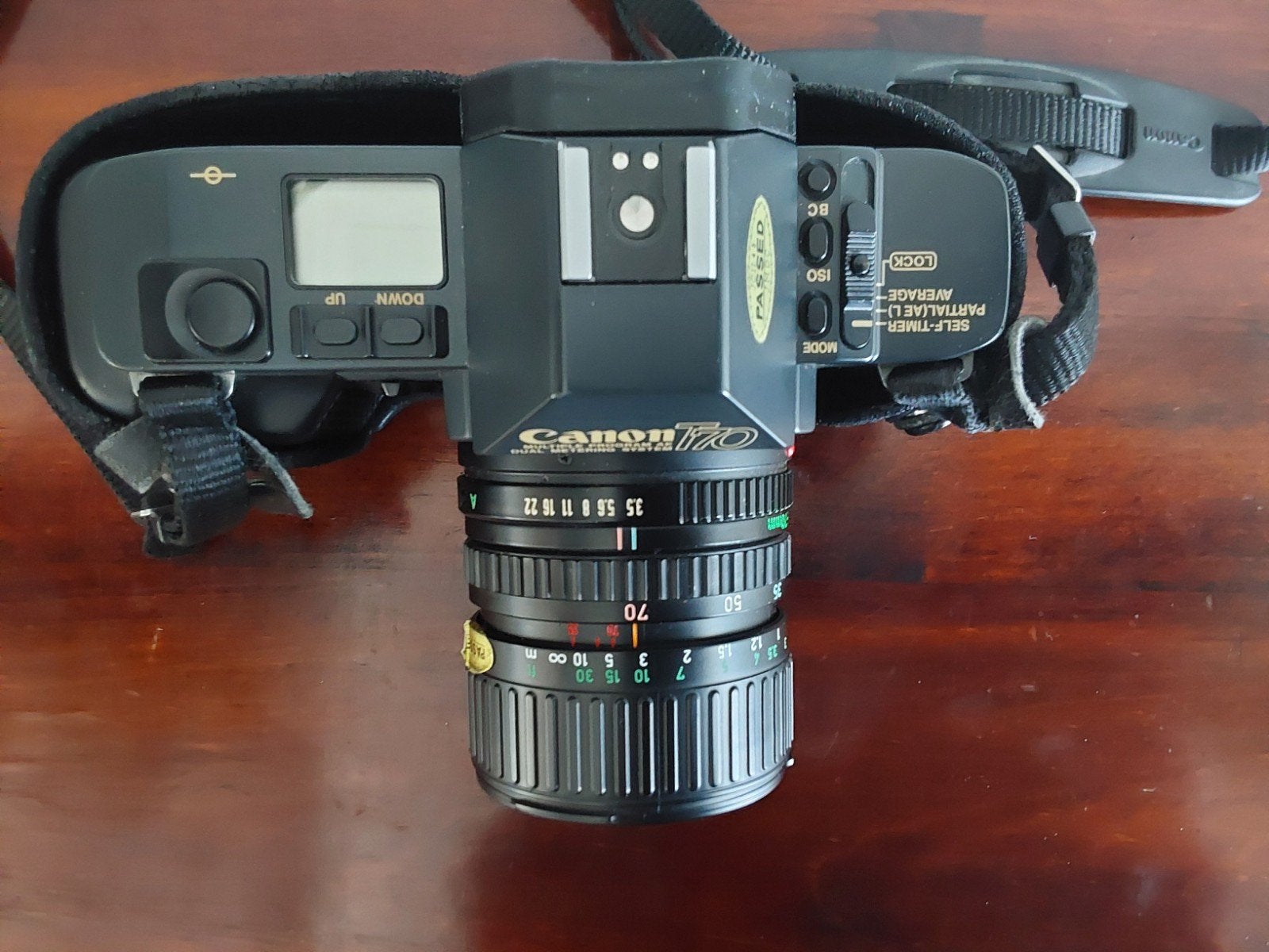 Canon T70 spiegelreflexcamera - Goede staat, Ophalen of Verzenden