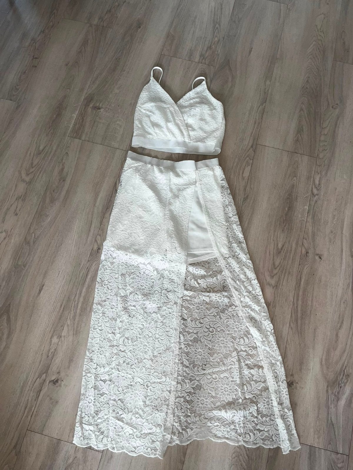 Kanten short met rok en top - Maat M, Ophalen of Verzenden