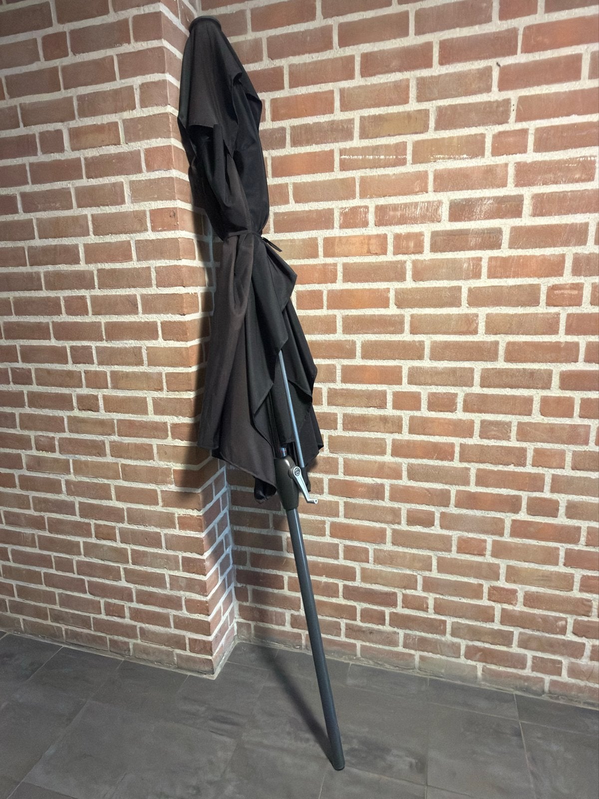 Zwarte balkonparasol  (150x250 cm), Ophalen, Gebruikt, Kantelbaar, 1 tot 2 meter