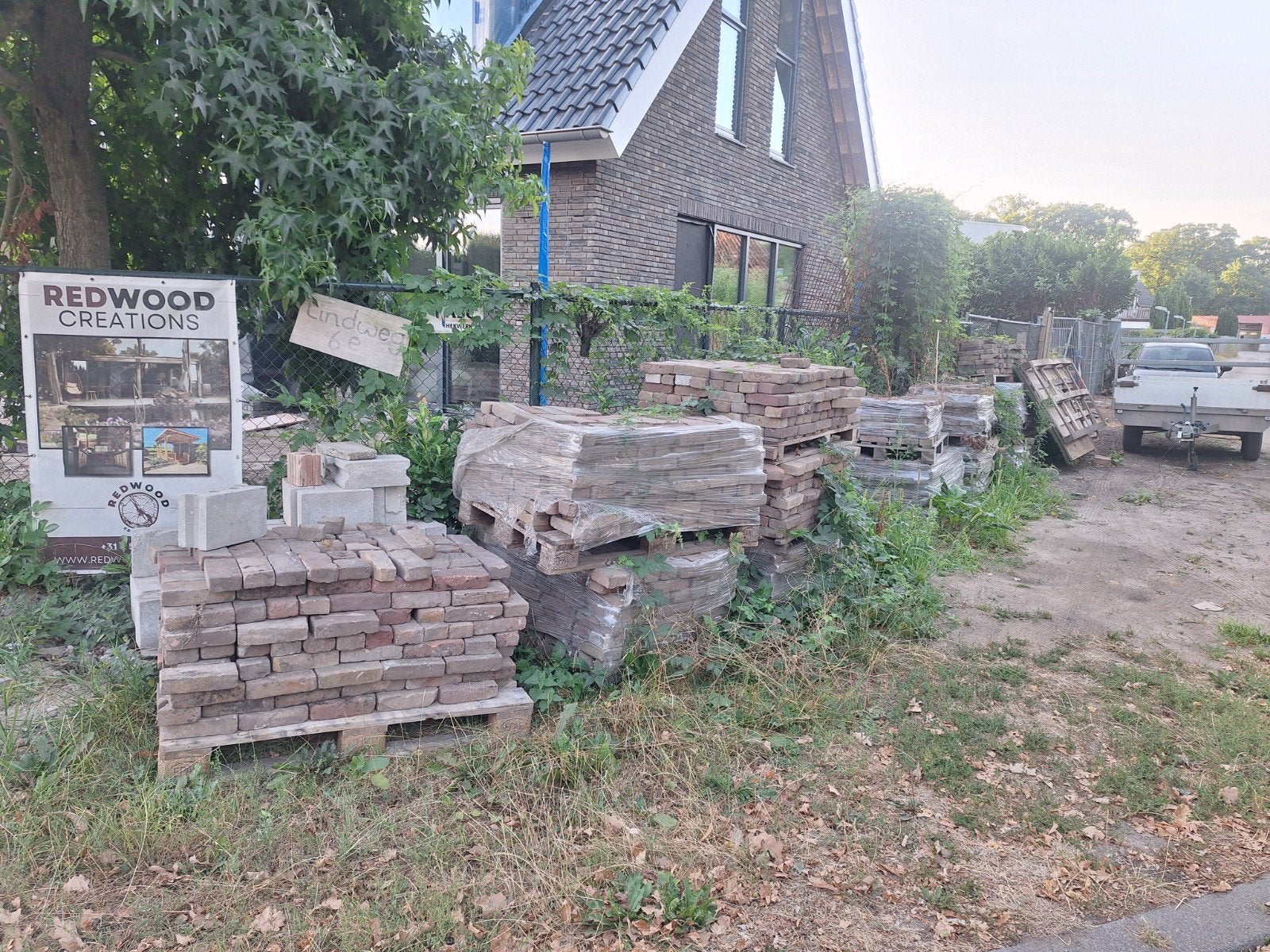 Oude gebakken waalformaat klinkers, ca. 55 m2, Ophalen, Klinkers