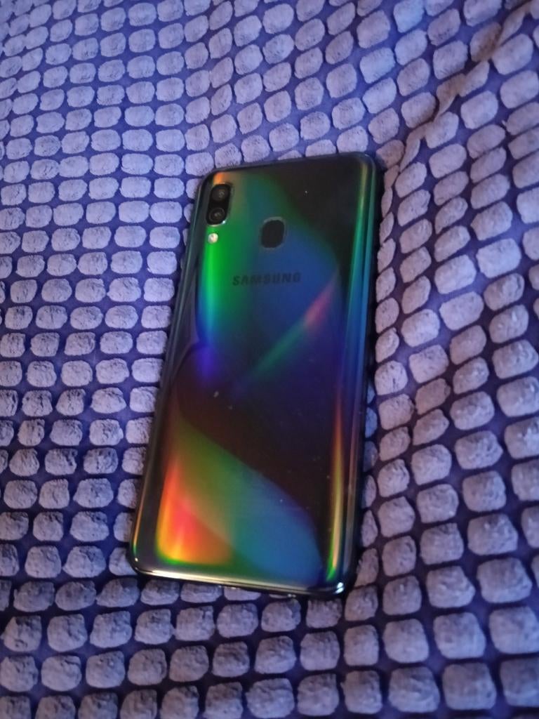 Samsung Galaxy A40 - Goede staat, klein krasje, Telecommunicatie, Mobiele telefoons | Samsung, Gebruikt, Zwart, Touchscreen, Ophalen of Verzenden