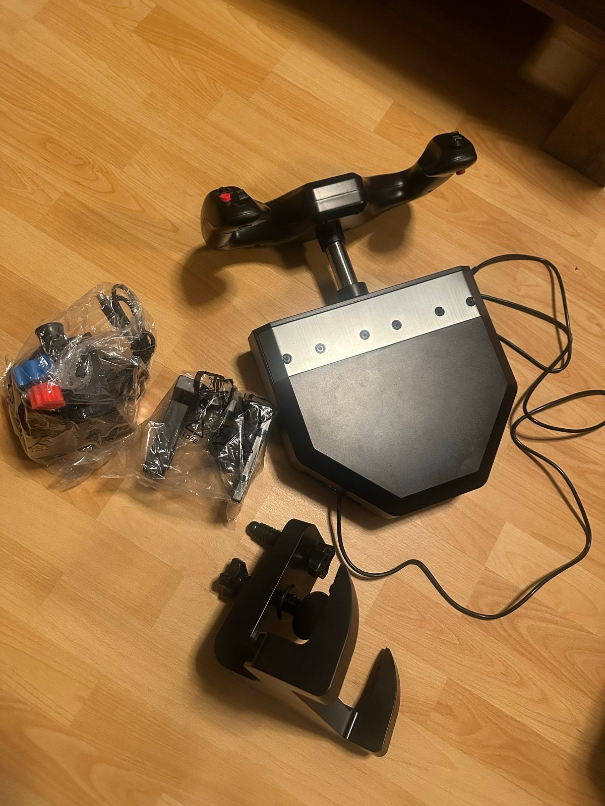 Logitech G Saitek Pro Flight Yoke System & Throttle Quadrant, Ophalen of Verzenden, Zo goed als nieuw, PC, Logitech