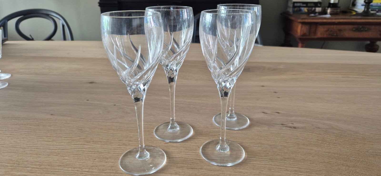 wedgwood toscane portglazen, Ophalen