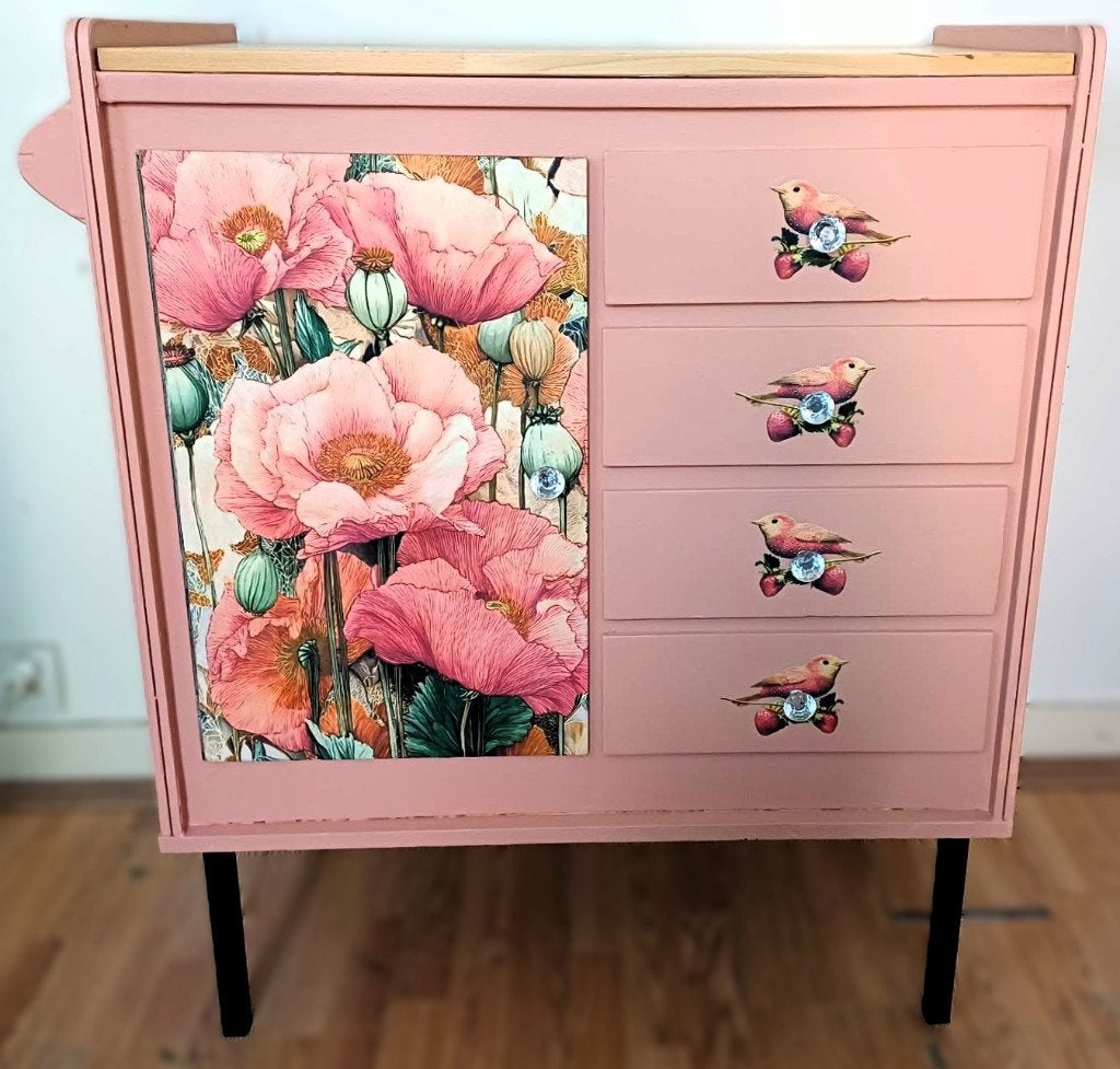 Een ladekast, commode “Roze klaproos”, kast, perzik roze, 50 tot 70 cm, Ophalen of Verzenden, 100 cm of meer, Zo goed als nieuw