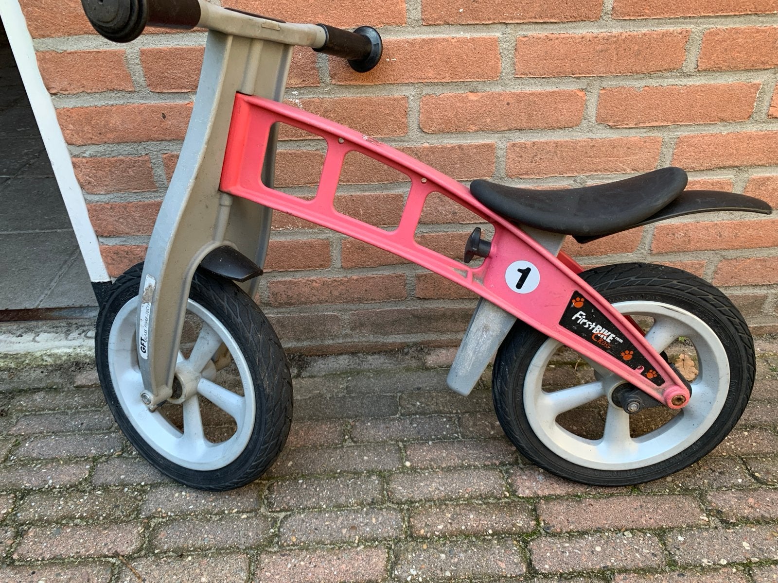 FirstBIKE Cross loopfiets - roze/grijs, Ophalen, Gebruikt, Loopfiets