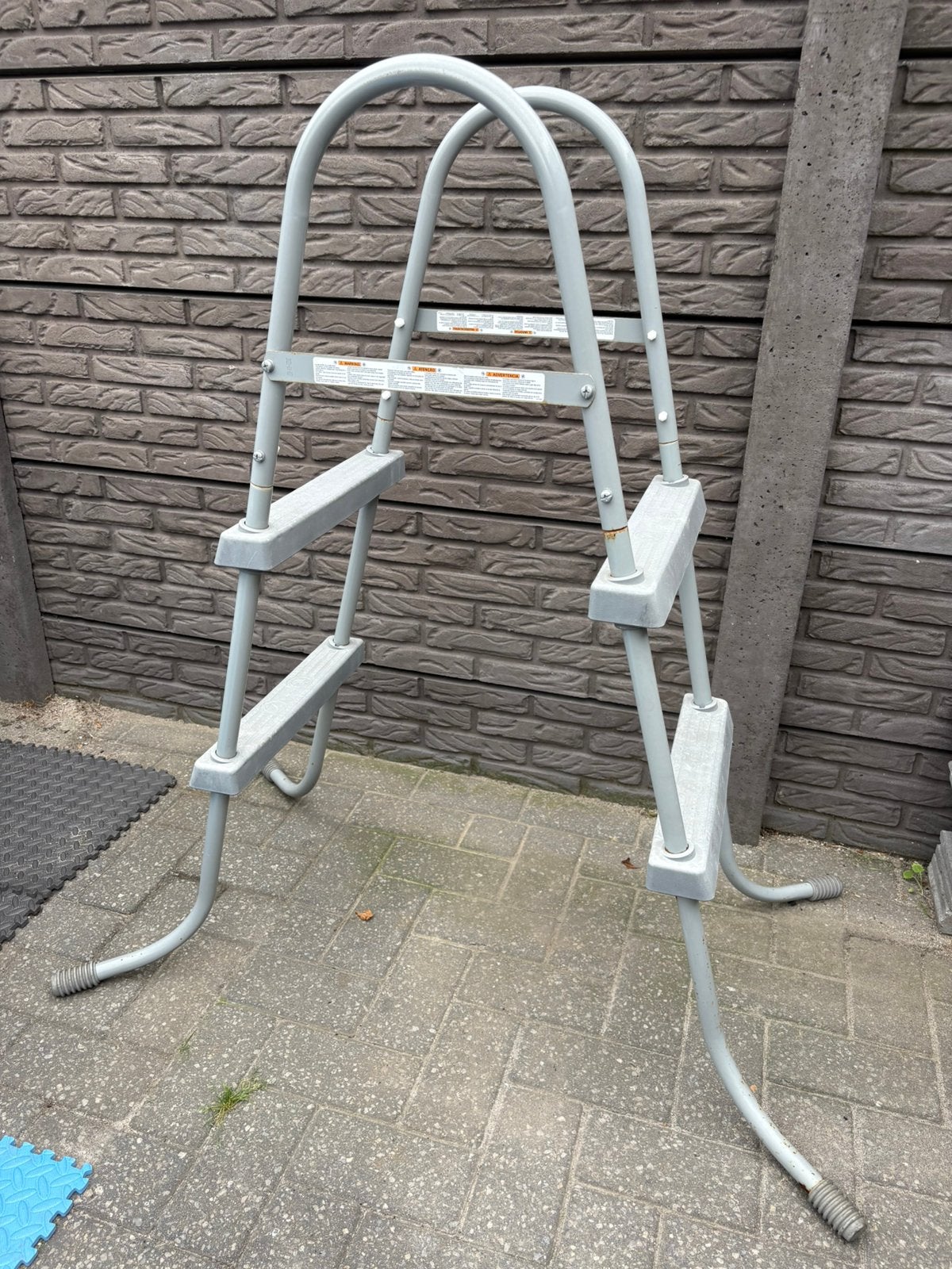 Zwembad trap, Ophalen, Gebruikt