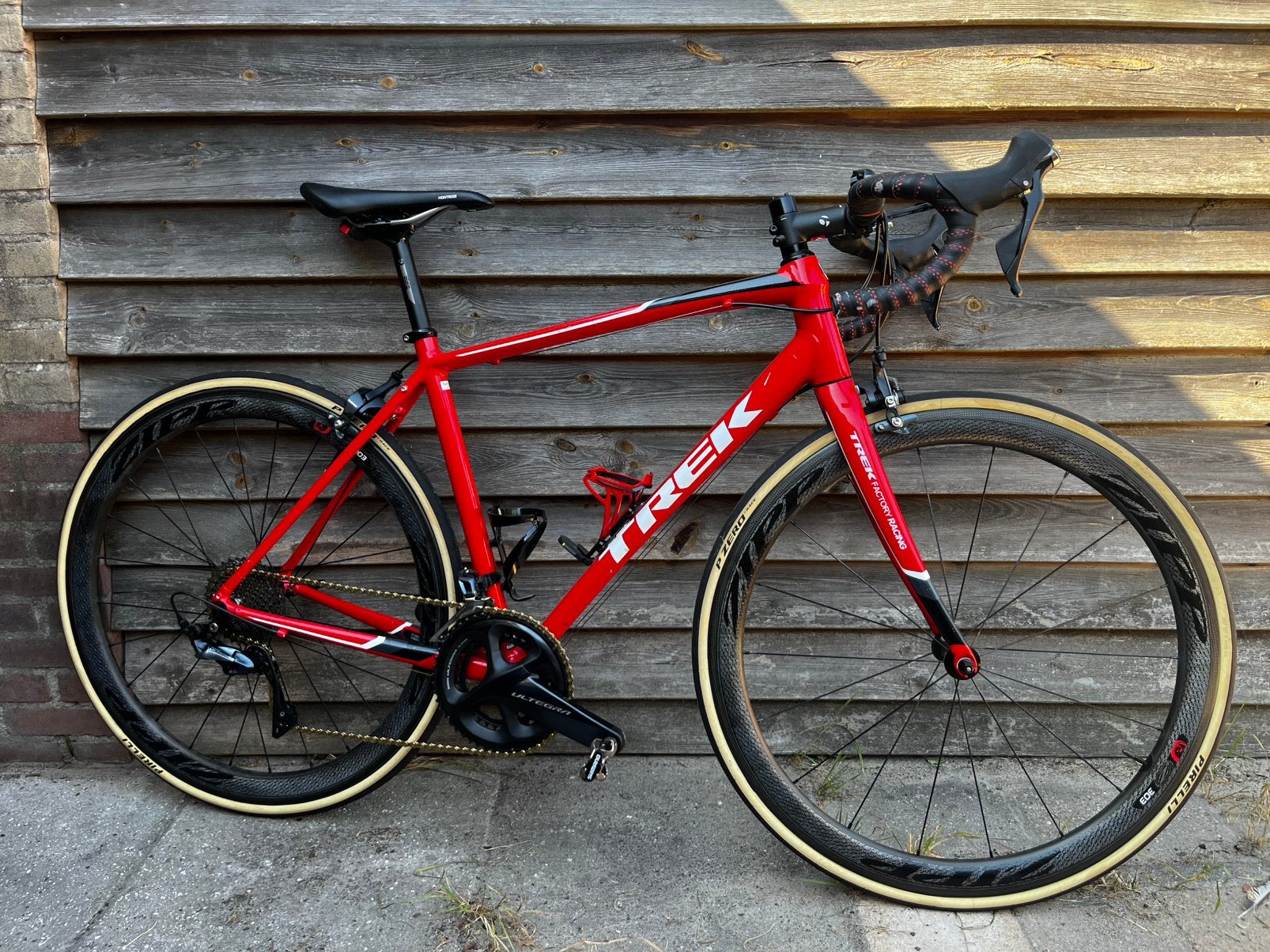 Trek domane AL2, 28 inch, Aluminium, Zo goed als nieuw, Meer dan 20 versnellingen