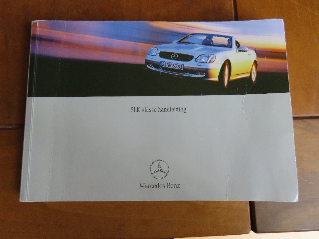 NL instructieboek Mercedes SLK 2002 + blanco serviceboekje, Ophalen of Verzenden
