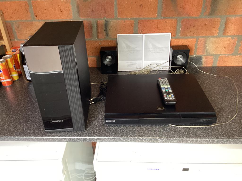 Samsung Blu-ray 3D dvd speler met drie 3D brillen, Overige merken, Gebruikt, 2.1-systeem, Blu-ray-speler