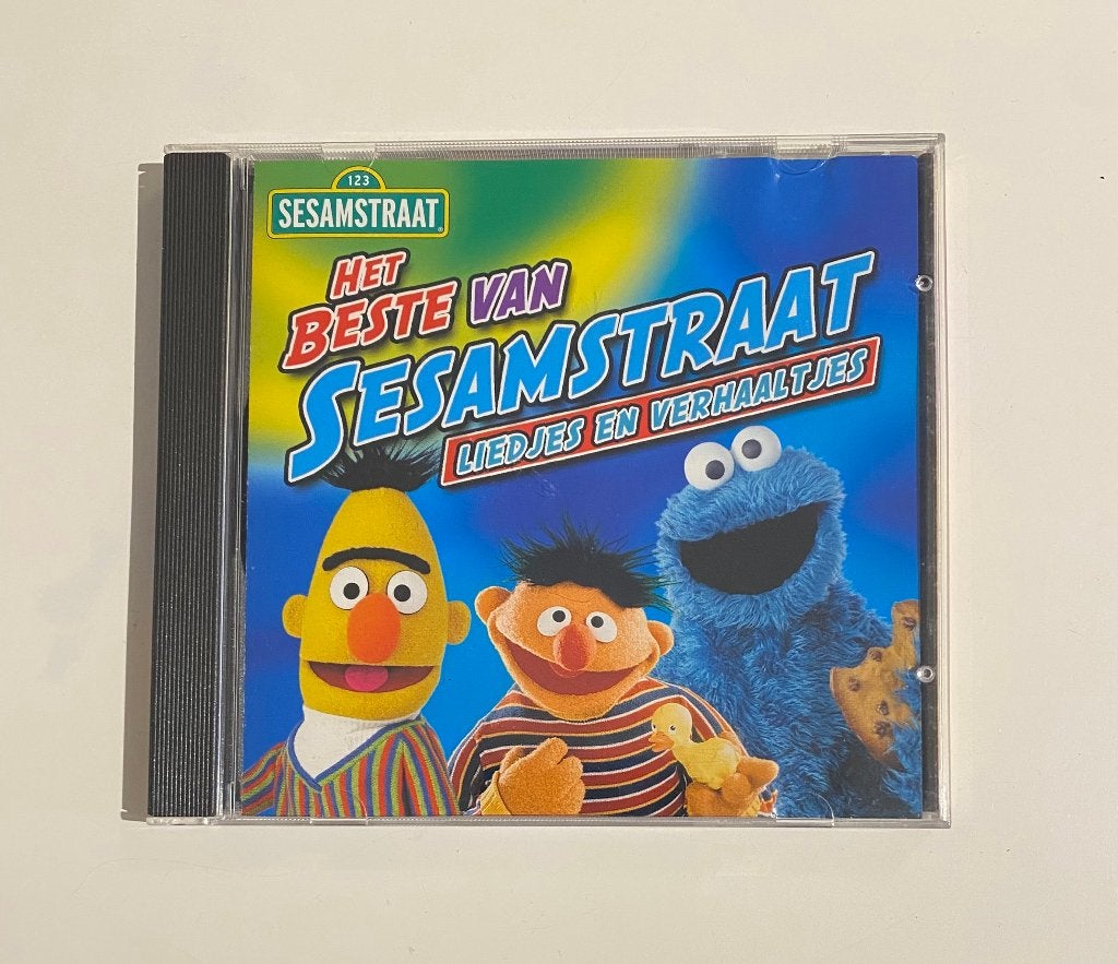 CD Het Beste Van Sesamstraat Liedjes En Verhaaltjes 2003 NL, Cd's en Dvd's, Tot 2 jaar, Ophalen of Verzenden, Zo goed als nieuw
