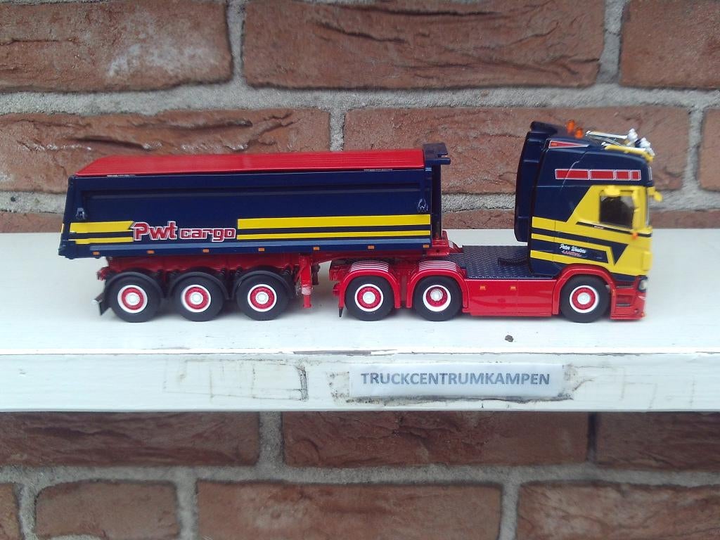 WSI  Scania  R  Highline  van  PWT  Cargo, Hobby en Vrije tijd, Modelauto's | 1:50, Ophalen of Verzenden, Nieuw, Bus of Vrachtwagen