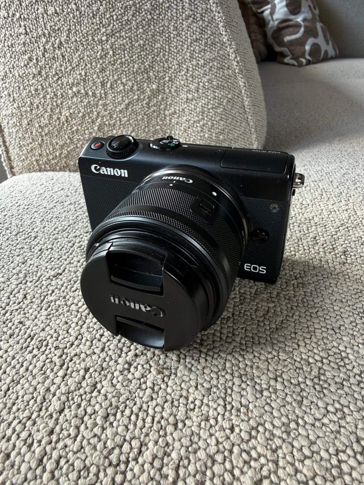 Canon Eos M100, Gebruikt, Spiegelreflex, Ophalen of Verzenden, Accu