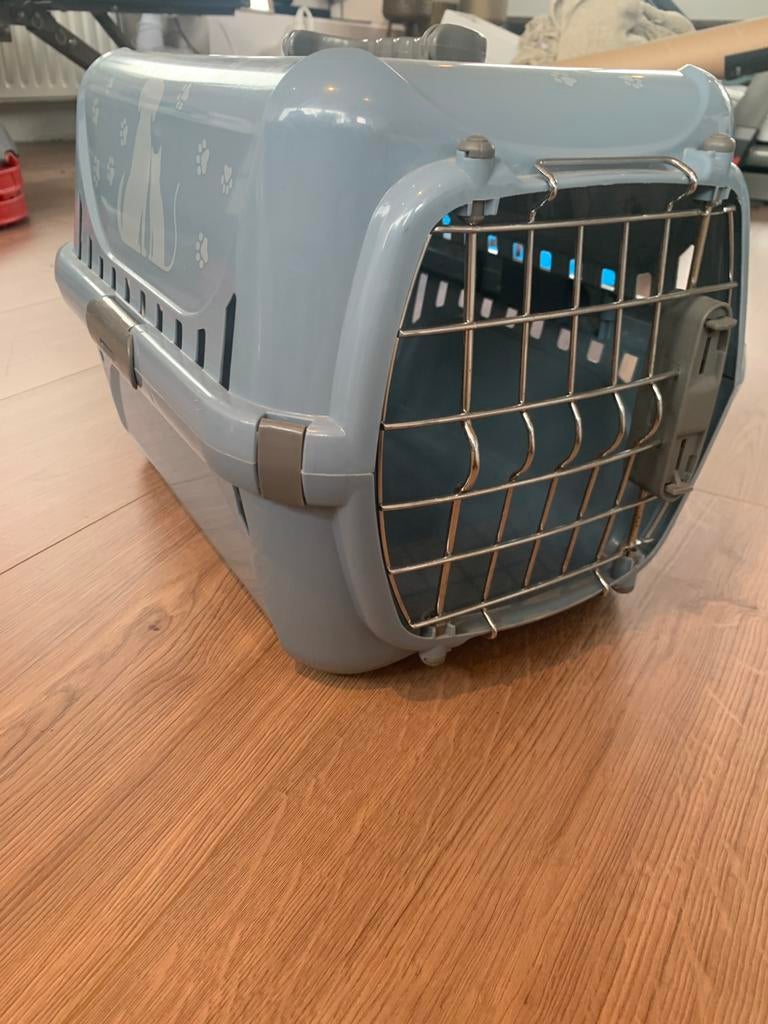 Hond of kat transportbox, Dieren en Toebehoren, Transportboxen, Ophalen, Zo goed als nieuw