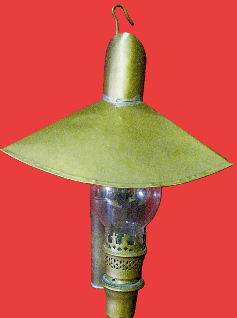 Antieke hanglamp petroleum- wandlamp olielamp., Ophalen