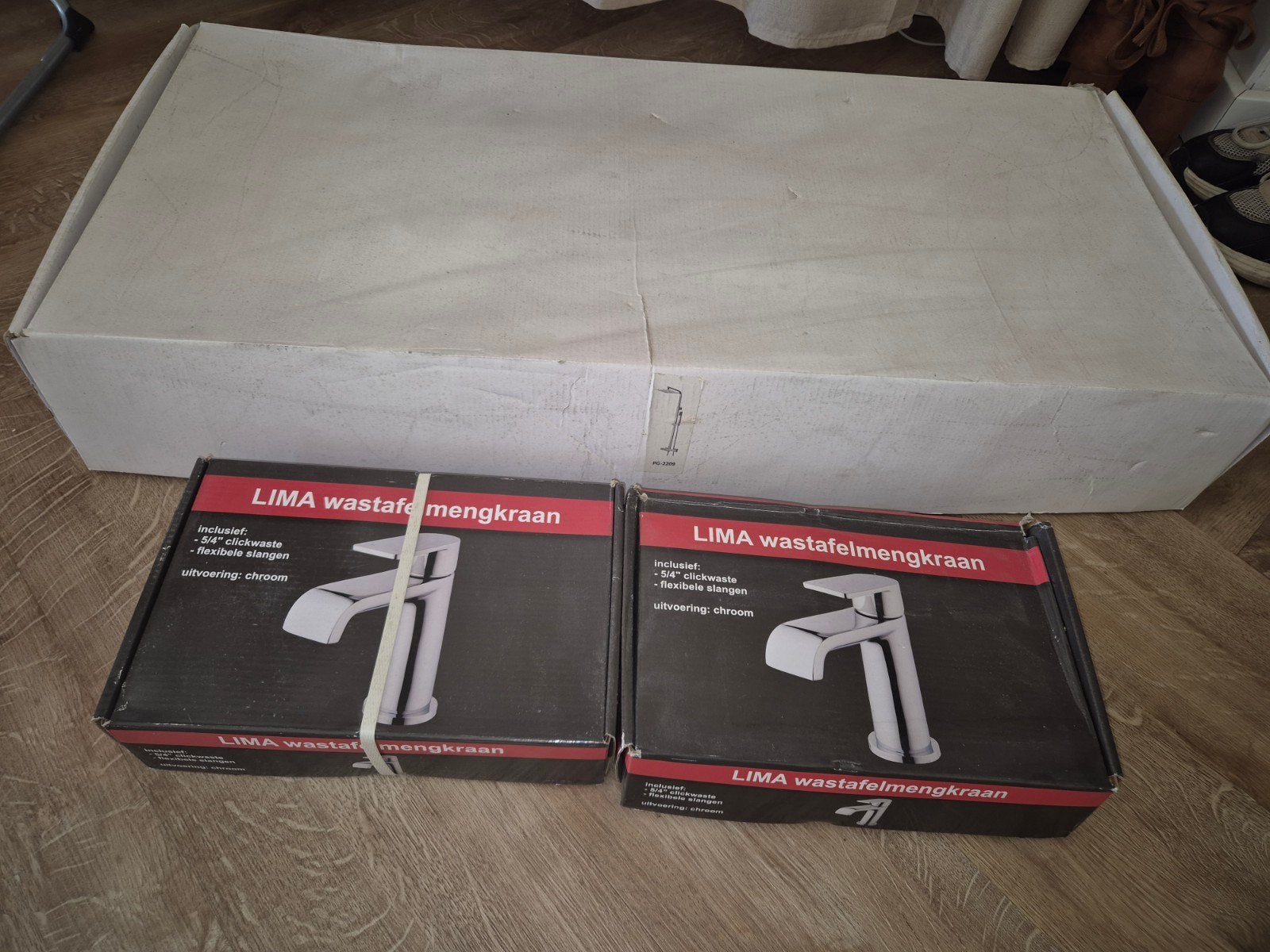 Regendoucheset en 2 wastafelkranen, Ophalen of Verzenden, Nieuw, Chroom, Douche