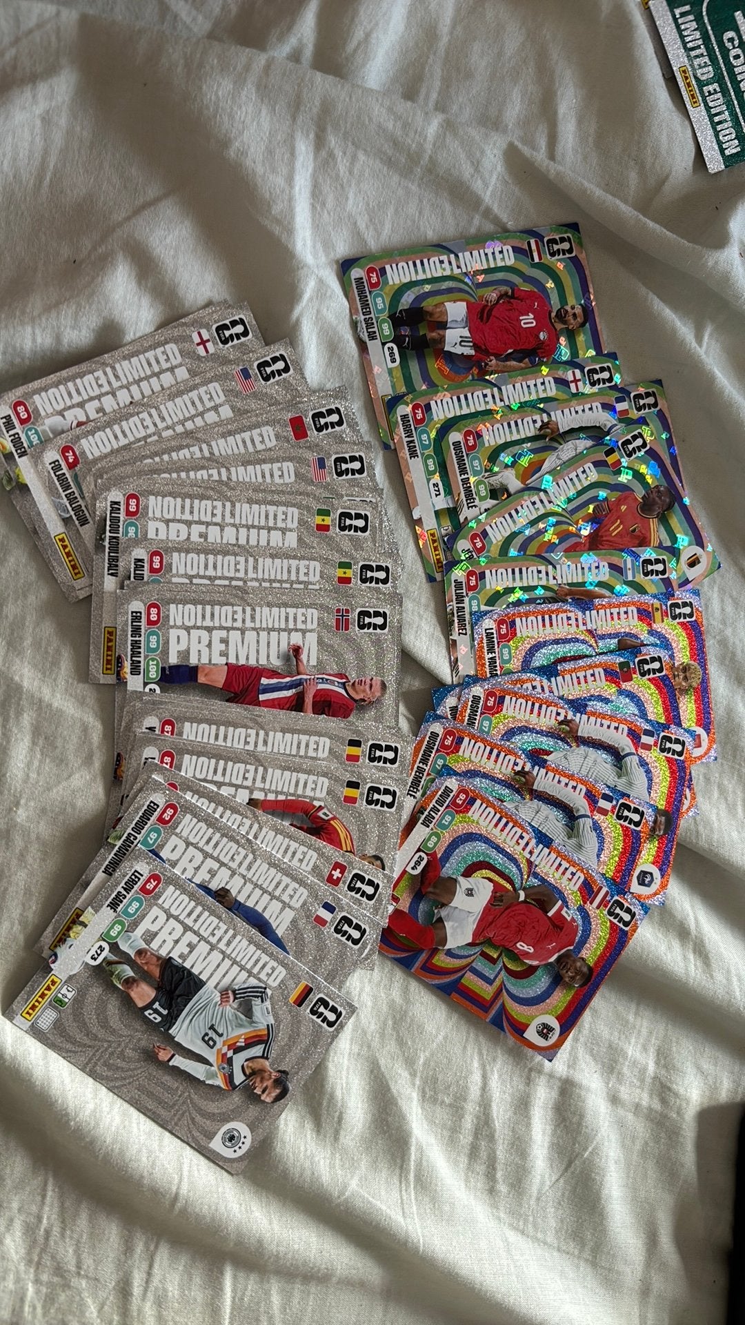 Panini wk 2026, Hobby en Vrije tijd, Stickers en Plaatjes, Ophalen of Verzenden, Zo goed als nieuw, Meerdere plaatjes