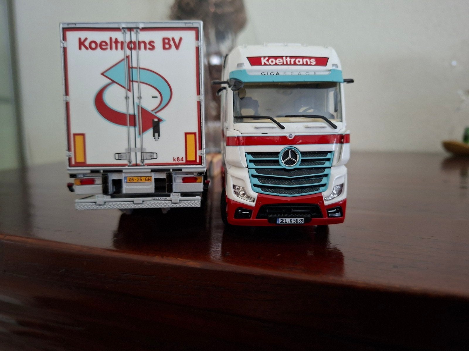 wsi Mercedes actros Koeltrans bv Angeren, Ophalen of Verzenden, Zo goed als nieuw, Bus of Vrachtwagen, Wsi