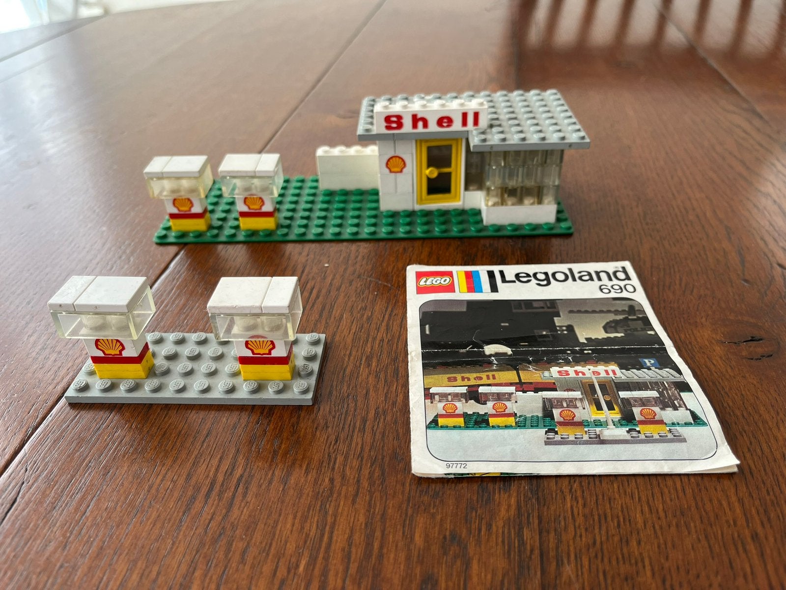 LEGO Classic 690 Shell tankstation, Kinderen en Baby's, Speelgoed | Duplo en Lego, Gebruikt, Lego, Complete set, Inclusief instructies