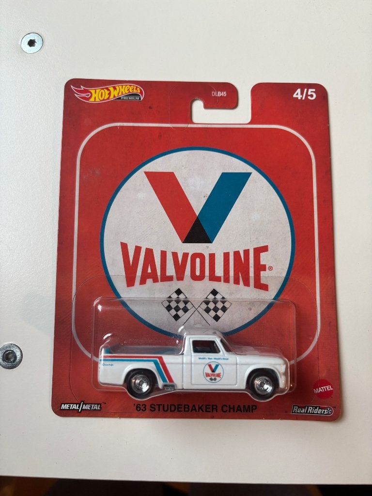 Hot wheels valvoline premium, Ophalen of Verzenden, Zo goed als nieuw