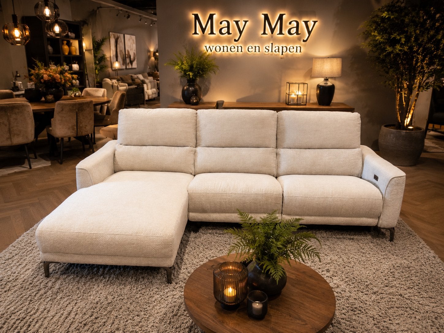 Hoekbank Beige met lounge en elektrisch relaxfunctie E-7388, Huis en Inrichting, Banken | Bankstellen, Nieuw, Hoekbank, Driepersoons